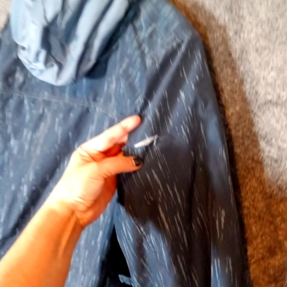 Burton covert dry ride thermolite ski jacket size Medium Men - Picture 10 of 11